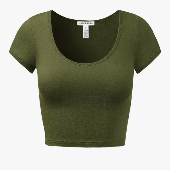 Amazon Tops - Scoop Neck Fitted Crop Tee